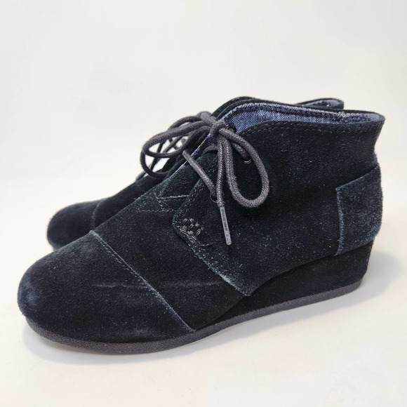 Toms Youth Desert Wedge Ankle Bootie Girls Size 3 Black Suede Lace Up Round Toe - Picture 4 of 9